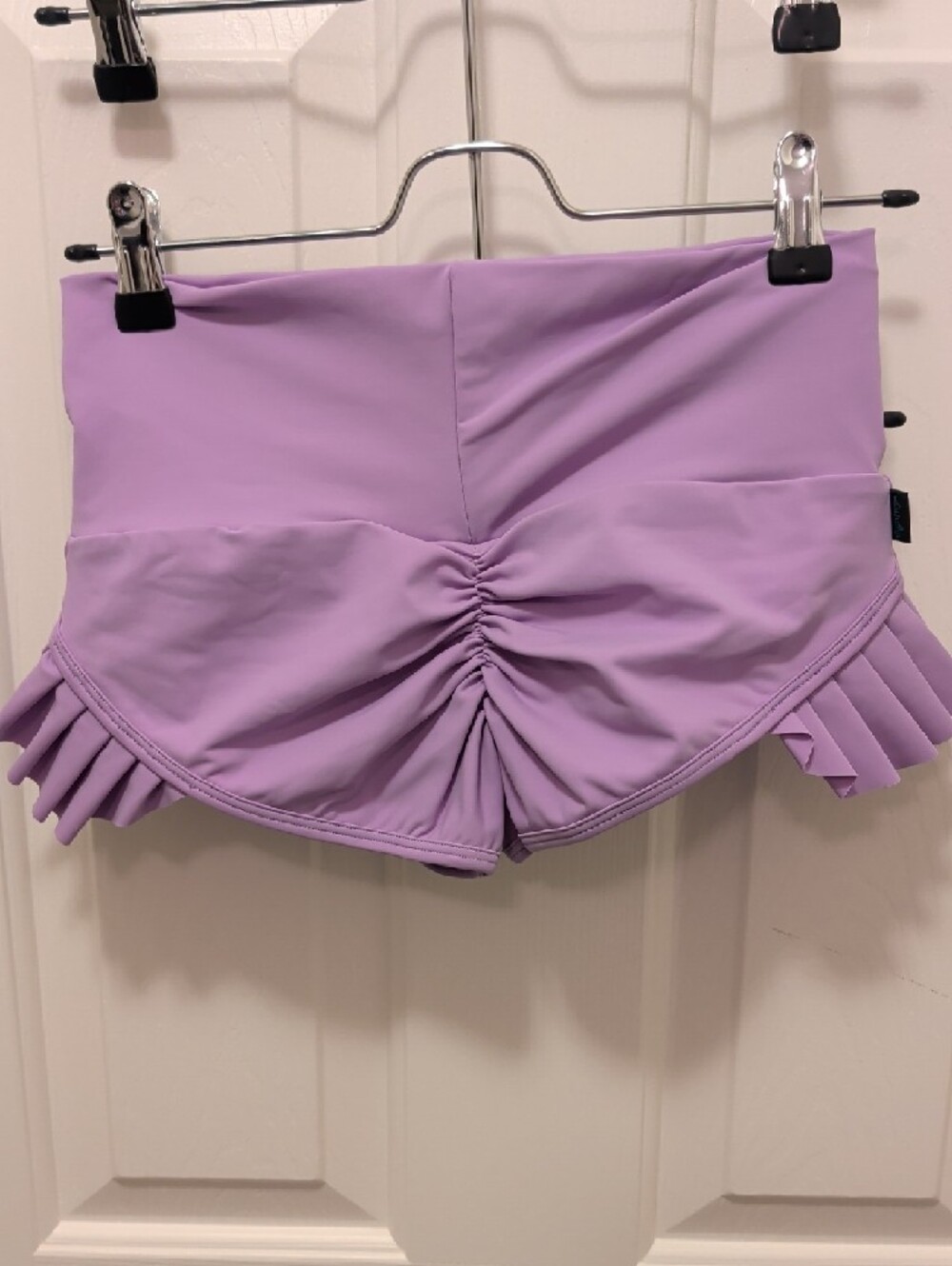 Lulupop Lilac and White Pole Fitness Outfit - Picture 13 of 16